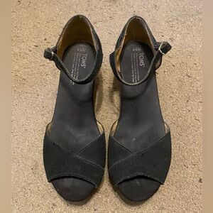 TOMS Black Peep Toe Open Toe Cork Wedge Sandals Size‎ 9.5